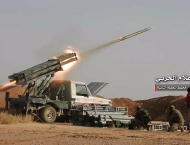 DeirEzZor: Οι δυνάμεις των «Τίγρεων» του συριακού Στρατού συνεχίζουν την προώθησή τους (βίντεο)